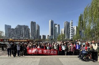 燕達(dá)長輩踏青出游，共赴一場春的盛宴！